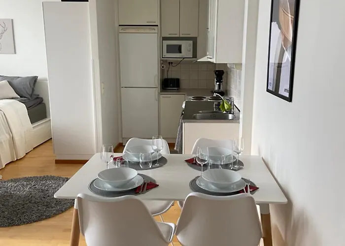 Kodikas Rovaniemen Keskustassa アパート *